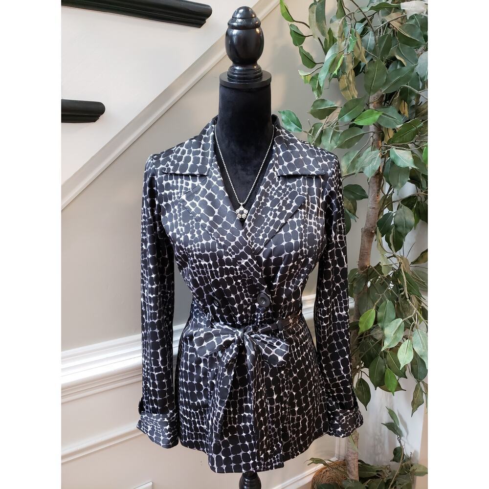 W Wrapper Women's Size S Black/White Polyester Blend Trench Jacket Blazer